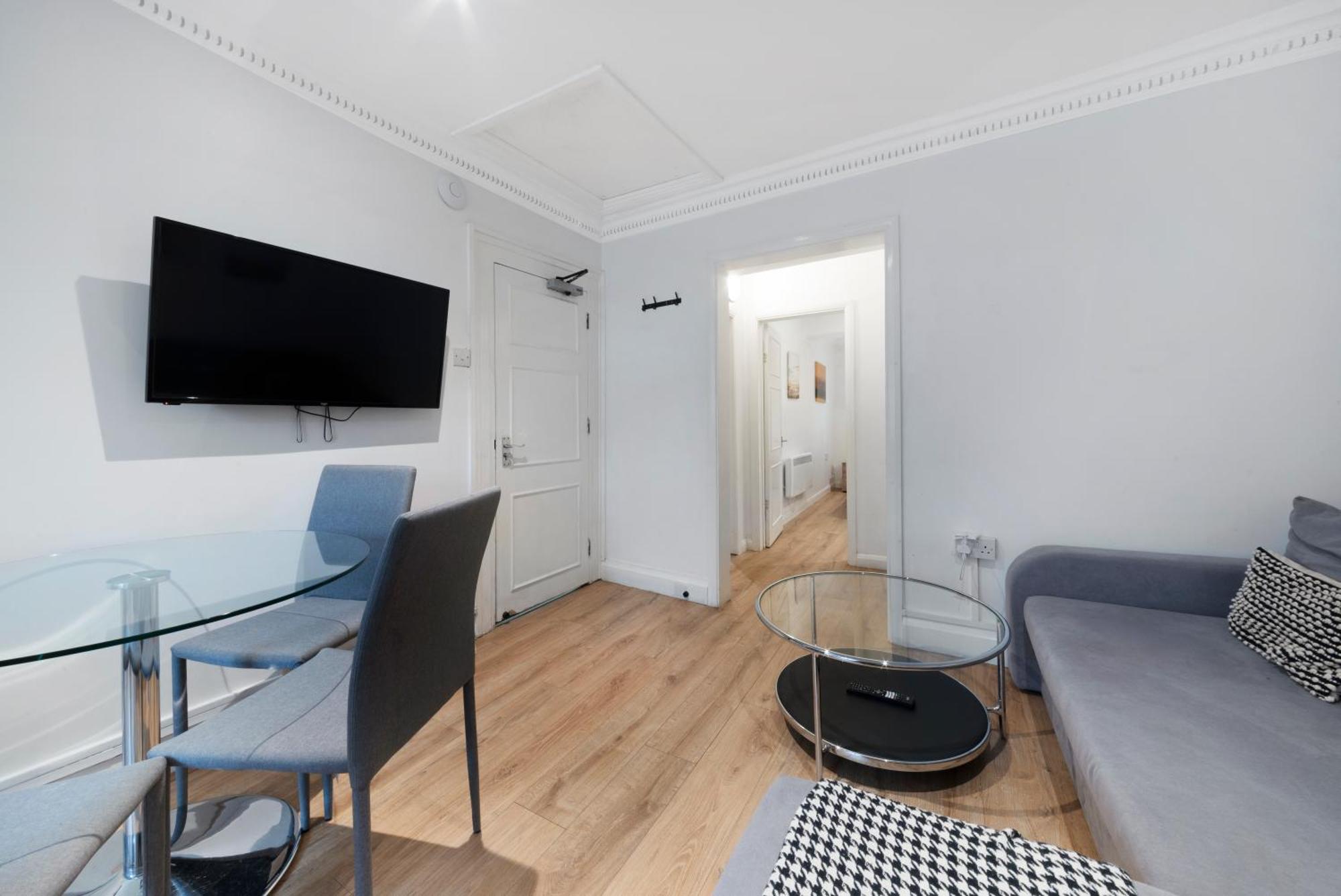 2 Bed Piccadilly Apartment 4 London Exterior foto
