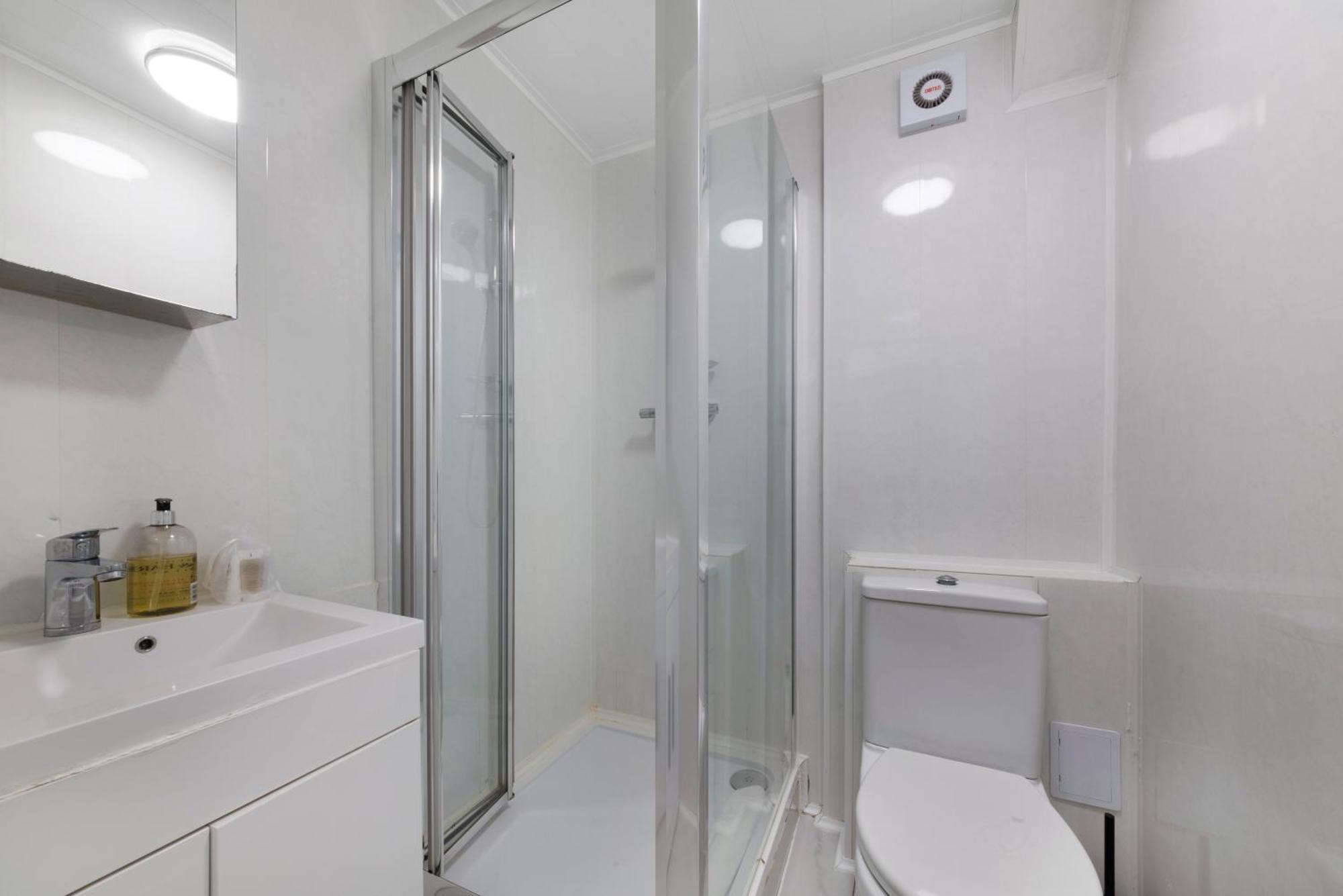 2 Bed Piccadilly Apartment 4 London Exterior foto