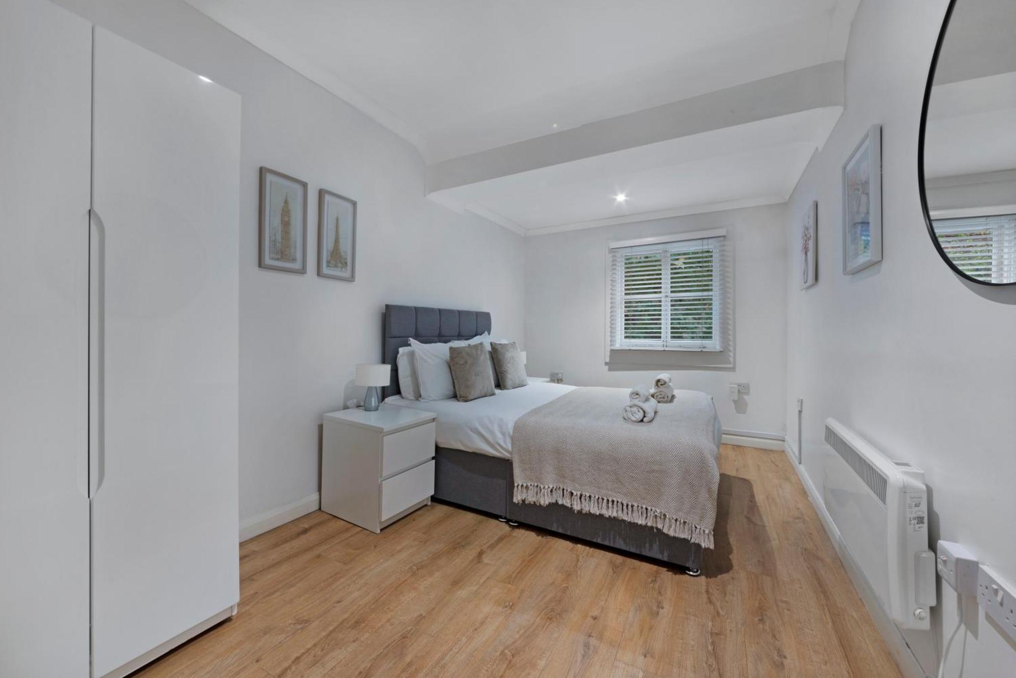 2 Bed Piccadilly Apartment 4 London Exterior foto