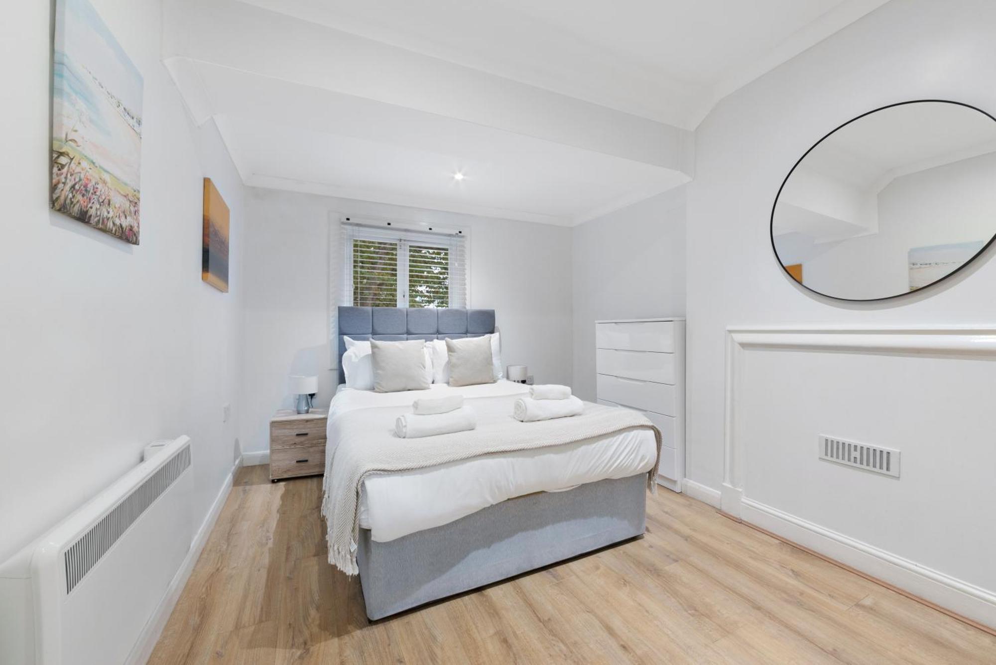 2 Bed Piccadilly Apartment 4 London Exterior foto