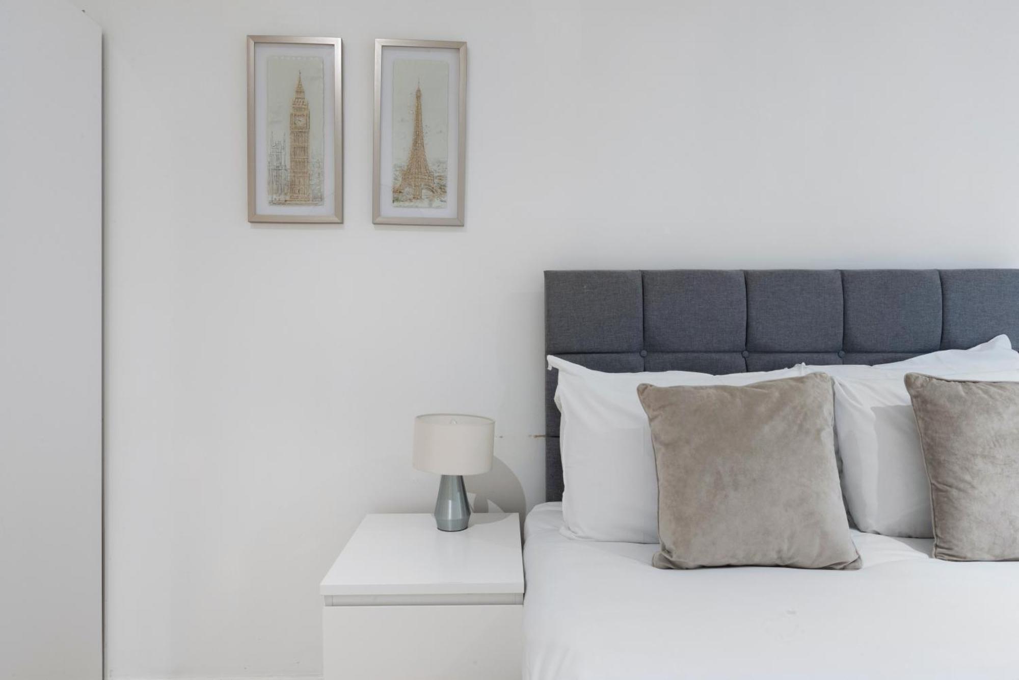 2 Bed Piccadilly Apartment 4 London Exterior foto