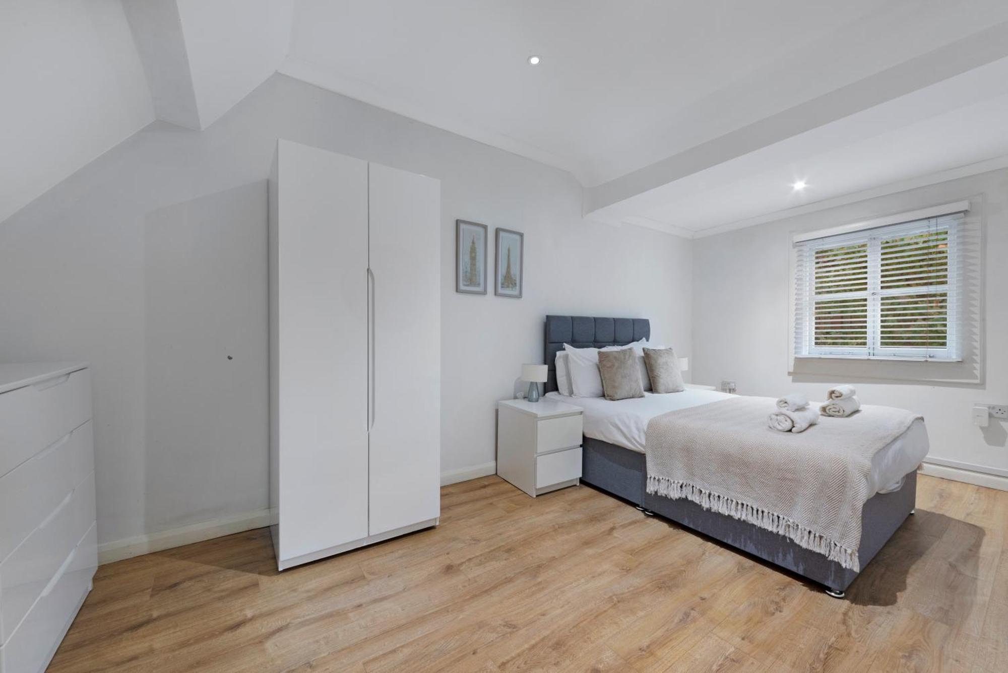 2 Bed Piccadilly Apartment 4 London Exterior foto